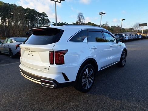 Used 2023 Kia Sorento SX Prestige image 6