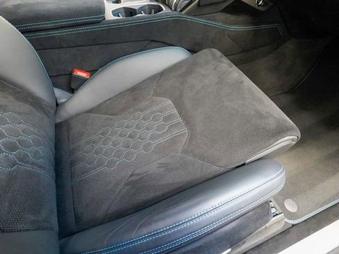 Used 2023 Lamborghini Urus Performante image 93