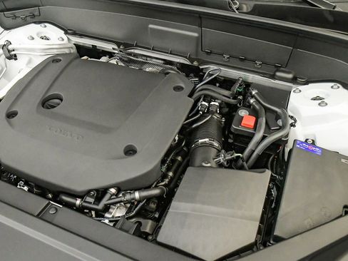 New 2026 Volvo XC90 B6 Plus w/ Protection Package AWD/4WD image 27