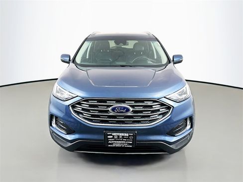 Used 2019 Ford Edge SEL w/ Equipment Group 201A image 2