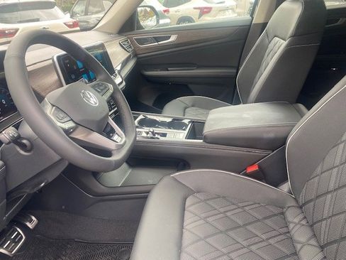 New 2026 Volkswagen Atlas SEL Premium R-Line image 8