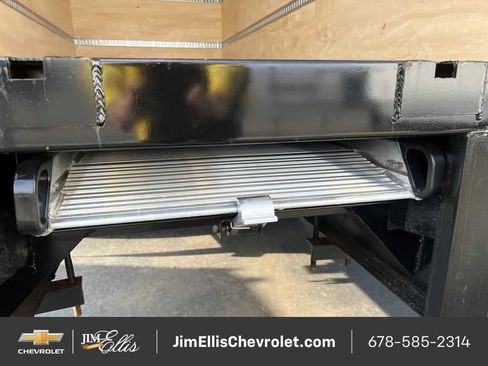 New 2025 Chevrolet Low Cab Forward image 7