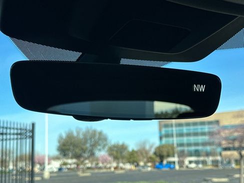 Used 2025 Audi Q5 Premium Plus w/ Premium Plus image 25