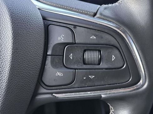 Used 2023 Buick Encore GX Essence w/ Experience Buick Package image 27