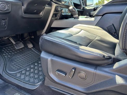 Used 2020 Ford F150 Raptor w/ Equipment Group 802A Luxury AWD/4WD image 15