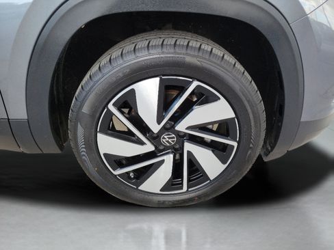 Used 2025 Volkswagen Atlas SE FWD image 28