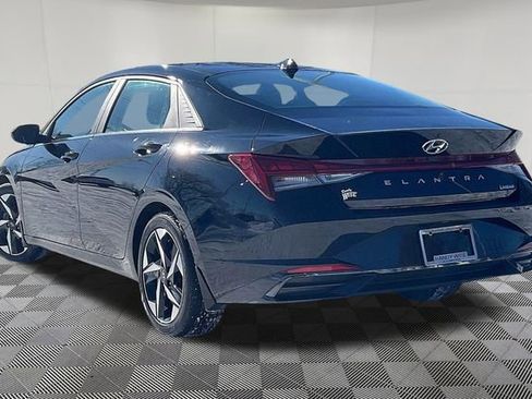 Certified 2023 Hyundai Elantra Limited image 12