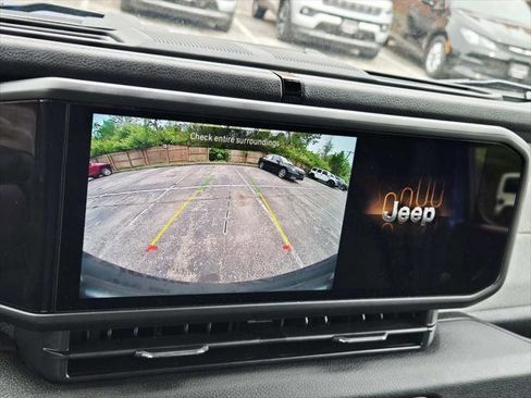 Certified 2025 Jeep Wrangler Unlimited Sport AWD/4WD image 28