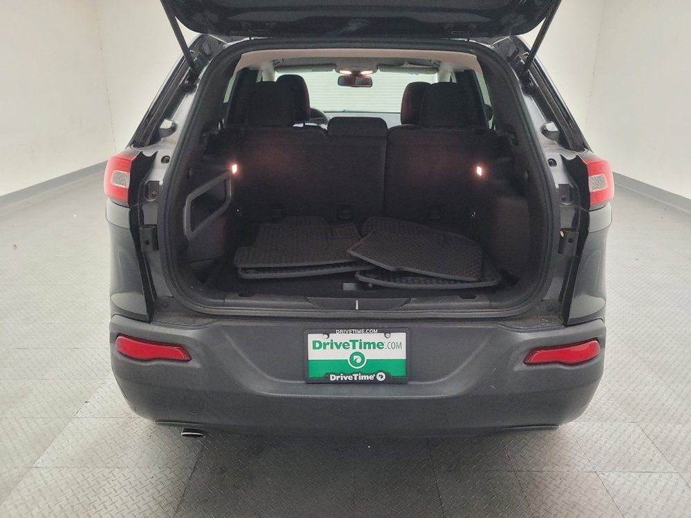 Used 2014 Jeep Cherokee Latitude w/ Cold Weather Group AWD/4WD image 29