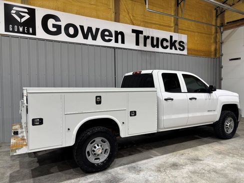 Used 2017 Chevrolet Silverado 2500 W/T AWD/4WD image 6