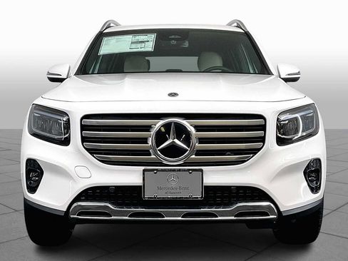 New 2025 Mercedes-Benz GLB 250 4MATIC image 3
