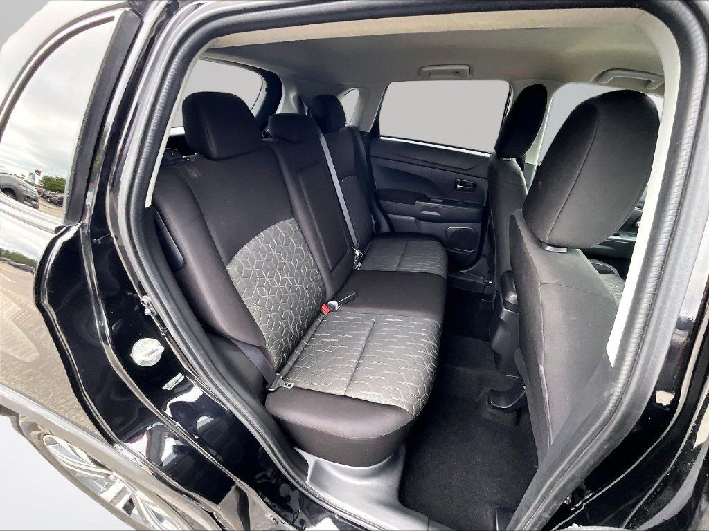Used 2024 Mitsubishi Outlander Sport AWD image 26