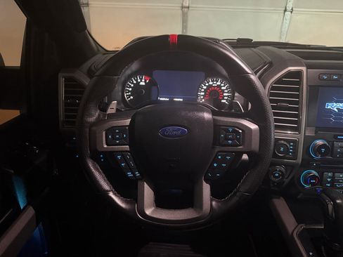 Used 2017 Ford F150 Raptor w/ Equipment Group 802A Luxury AWD/4WD image 13