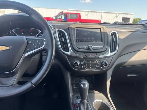 Used 2021 Chevrolet Equinox LT AWD/4WD image 21