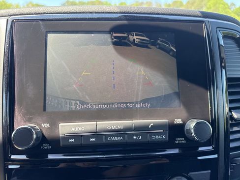 Used 2024 Nissan Titan SV w/ SV Bronze Edition Package image 19