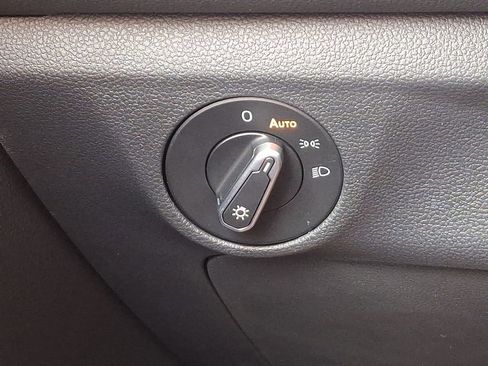 Used 2025 Volkswagen Jetta S image 22