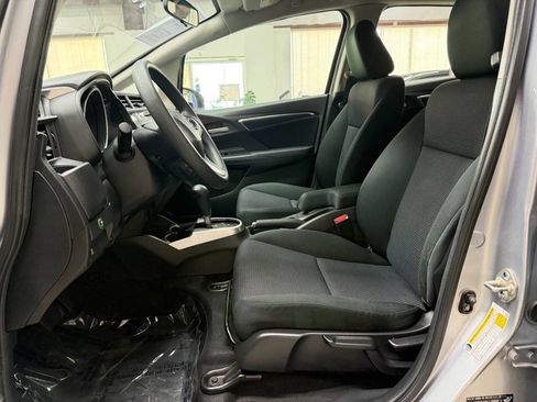 Used 2019 Honda Fit LX image 11