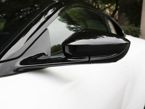 Used 2023 Aston Martin DBS Coupe RWD image 31