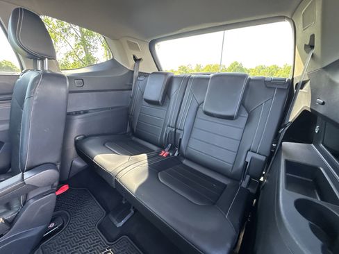 Used 2022 Volkswagen Atlas SEL Premium image 23