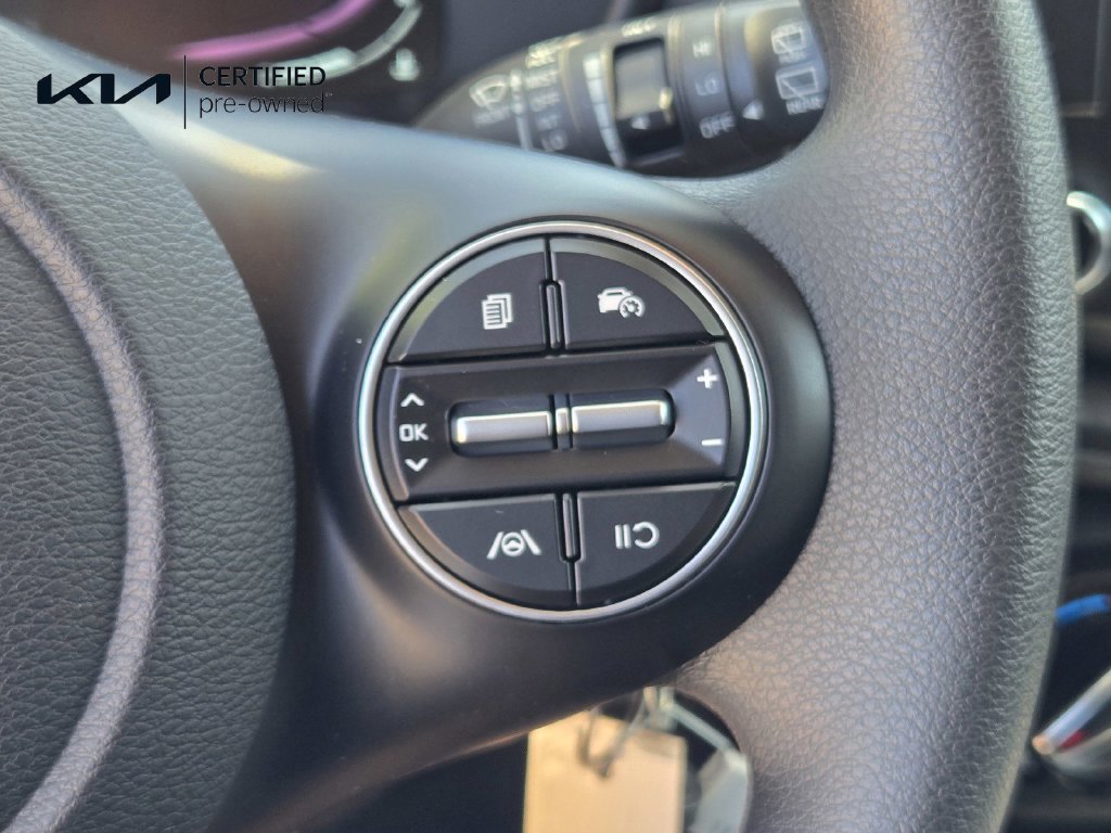 Certified 2023 Kia Soul LX w/ LX Technology Package FWD image 21