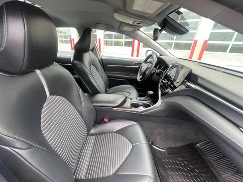 Used 2023 Toyota Camry SE w/ Convenience Package AWD/4WD image 9