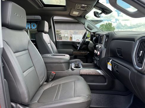 Used 2021 GMC Sierra 2500 Denali w/ Denali Ultimate Package AWD/4WD image 40
