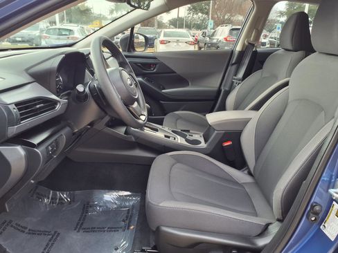 Certified 2025 Subaru Crosstrek 2.0i Premium image 17