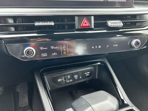 Used 2025 Kia K5 GT-Line w/ GT-Line Premium Package image 26