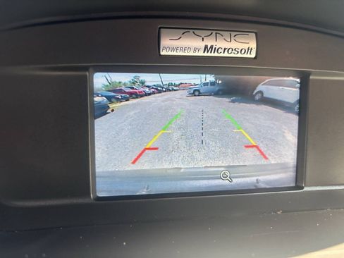 Used 2015 Ford Escape SE FWD image 18