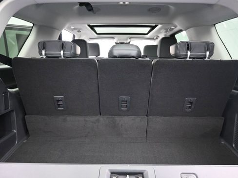 New 2025 Ford Expedition Active image 2