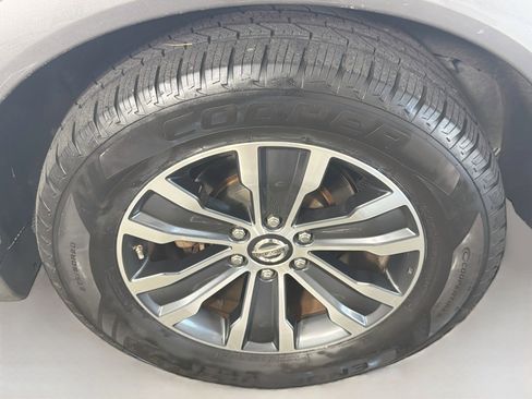 Used 2017 Nissan Armada SL w/ Technology Package RWD image 11