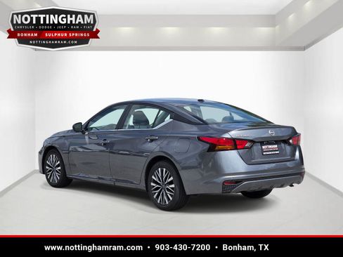 Used 2026 Nissan Altima 2.5 SV FWD image 4
