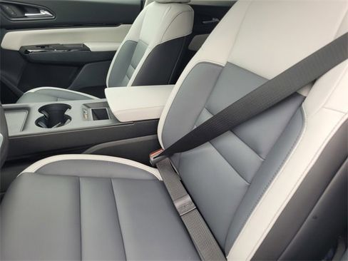 New 2025 Honda Prologue Touring image 8