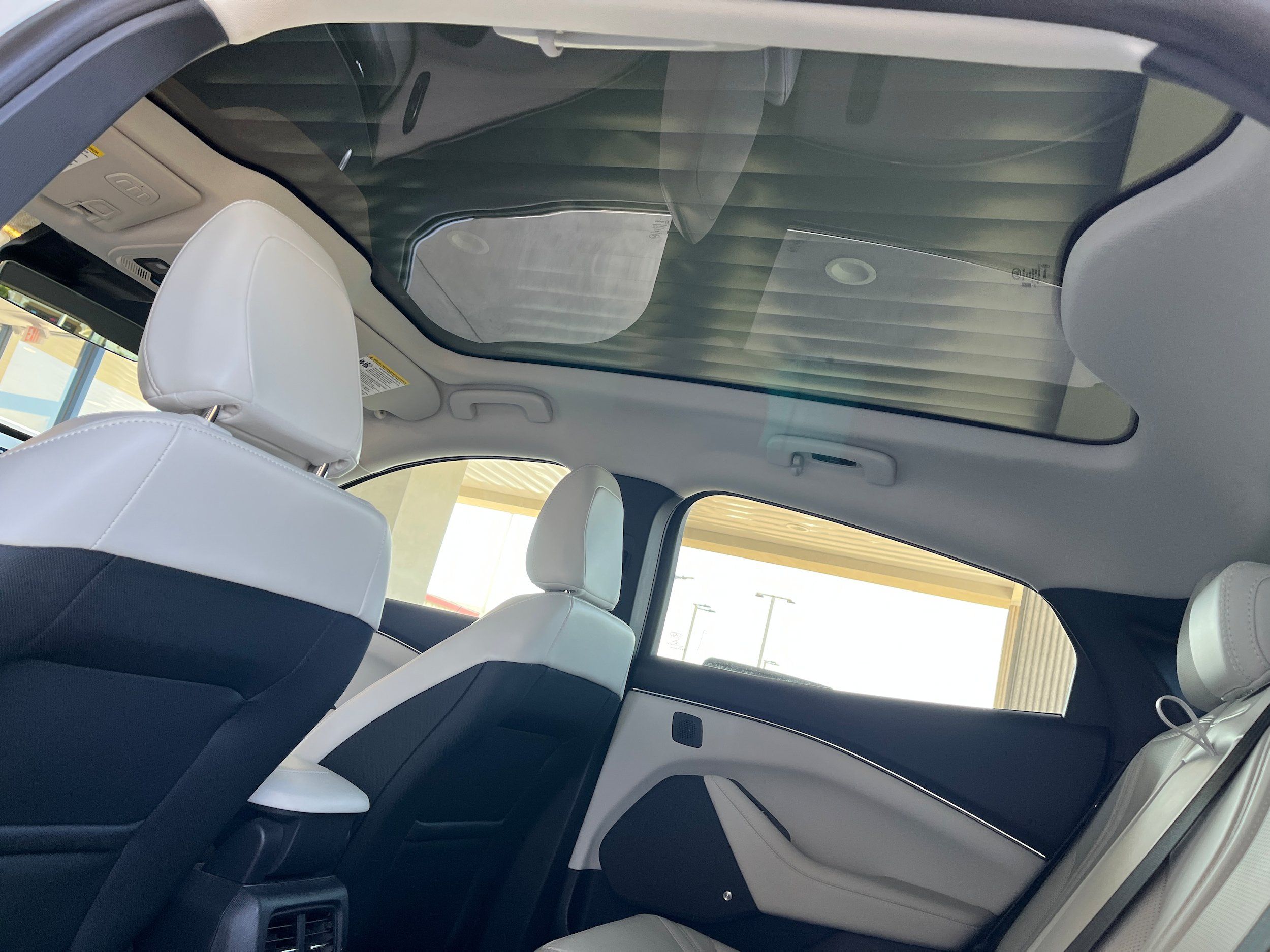 Certified 2022 Ford Mustang Mach-E Premium w/ Ice White Appearance Package AWD/4WD image 9