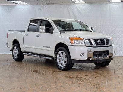 Used 2014 Nissan Titan SL w/ SL Moonroof Package