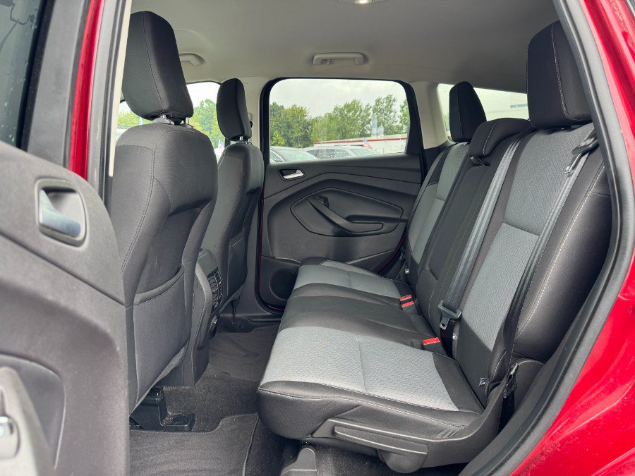 Used 2019 Ford Escape SE AWD/4WD image 16