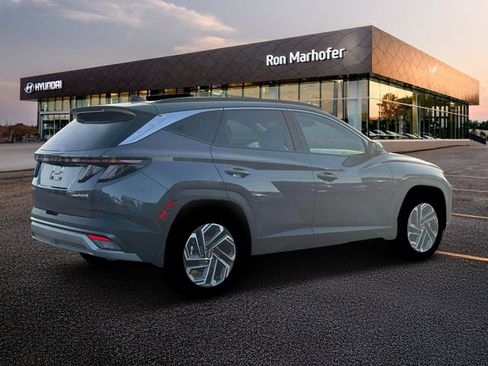 New 2026 Hyundai Tucson Limited image 8