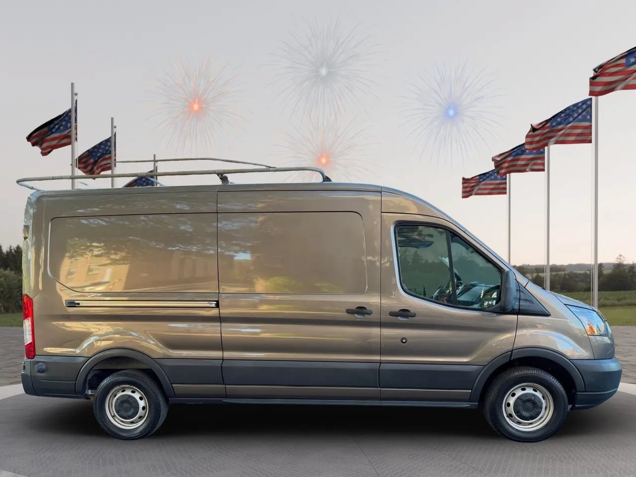 Used 2018 Ford Transit 250 148 Medium Roof RWD image 5