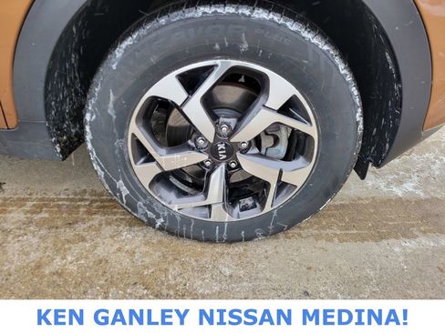 Used 2020 Kia Sportage LX image 22