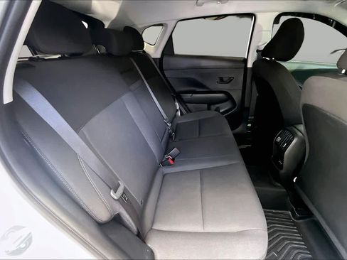 Used 2025 Hyundai Kona SEL FWD image 19