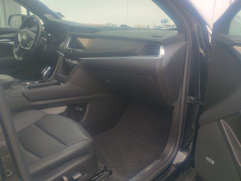 Used 2021 Cadillac XT5 Premium Luxury image 15