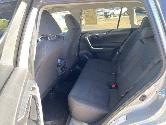 Used 2025 Toyota RAV4 LE AWD/4WD image 48