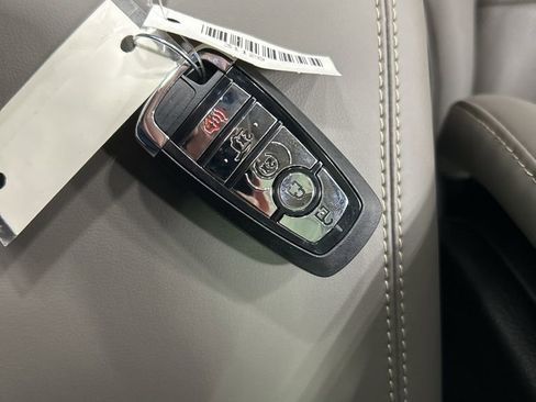 New 2026 Lincoln Corsair Reserve AWD/4WD image 25