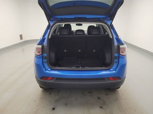 Used 2018 Jeep Compass Latitude w/ Popular Equipment Group AWD/4WD image 29