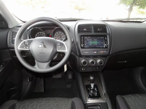 New 2025 Mitsubishi Outlander Sport SE image 12