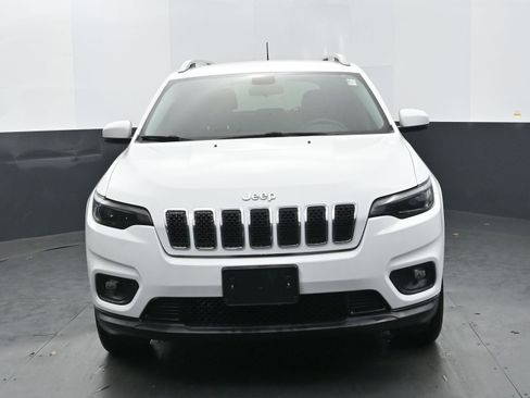 Used 2020 Jeep Cherokee Latitude Plus image 8