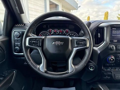 Used 2021 Chevrolet Silverado 1500 LT Trail Boss w/ Convenience Package II AWD/4WD image 19