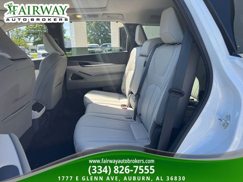 Used 2026 INFINITI QX60 Luxe w/ Cargo Package AWD/4WD image 11