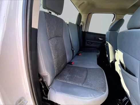Used 2014 RAM 1500 Classic SLT RWD image 25