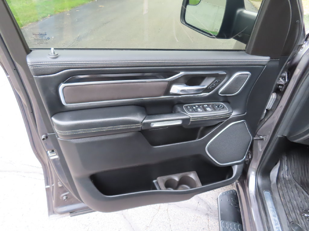 Used 2021 RAM 1500 Laramie AWD/4WD image 28